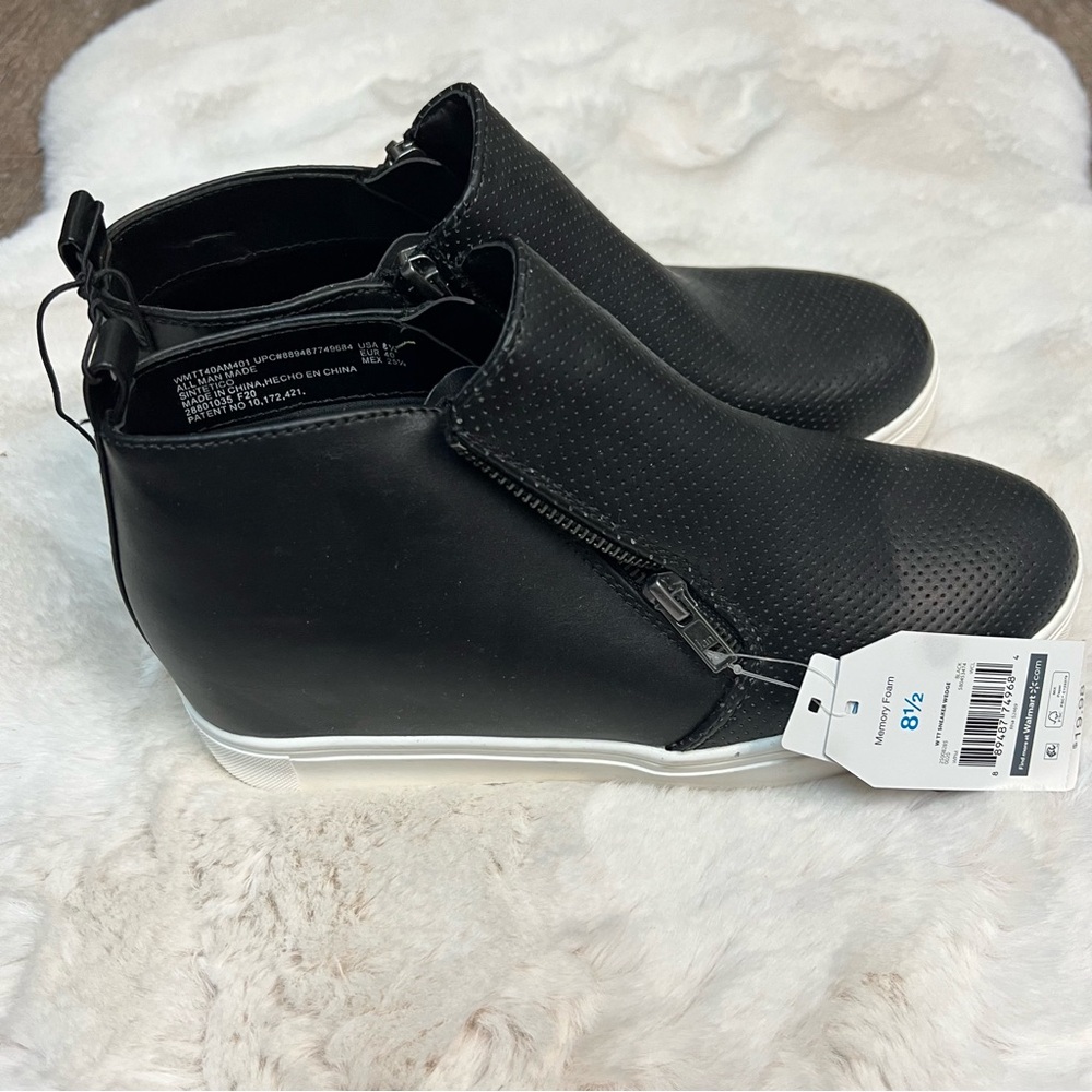 Time and Tru Black Slip-On Sneakers - Picture 3 of 10